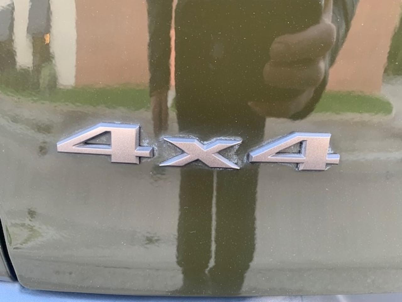 2016 Jeep Cherokee LATITUDE 4X4 V6 Photo