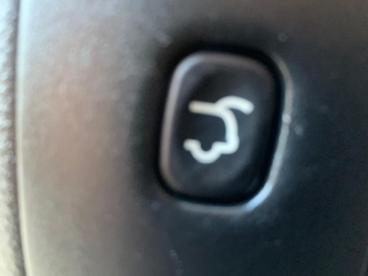 2016 Jeep Cherokee LATITUDE 4X4 V6 Photo