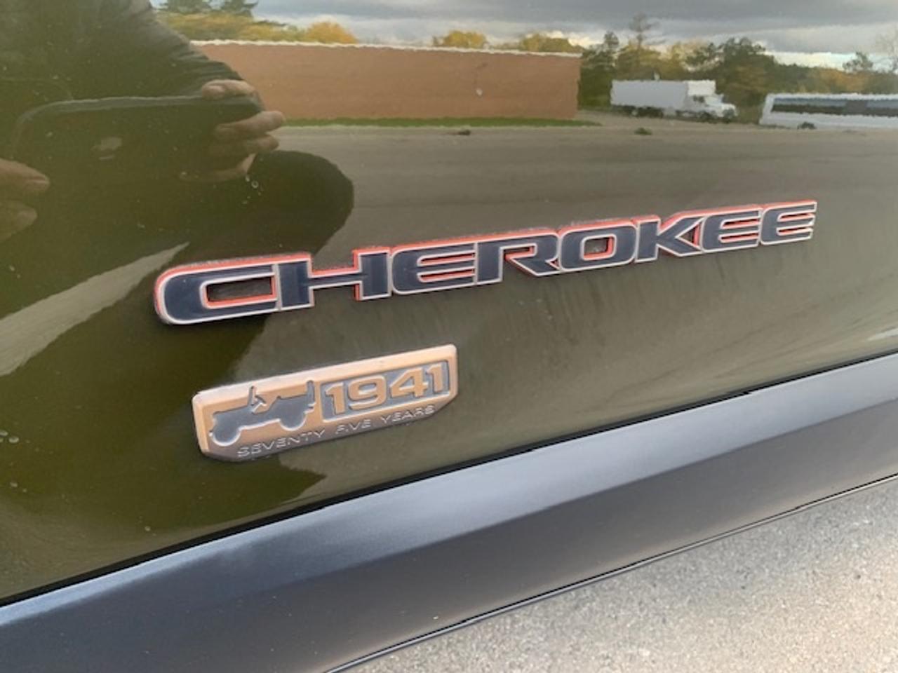 2016 Jeep Cherokee LATITUDE 4X4 V6 Photo5