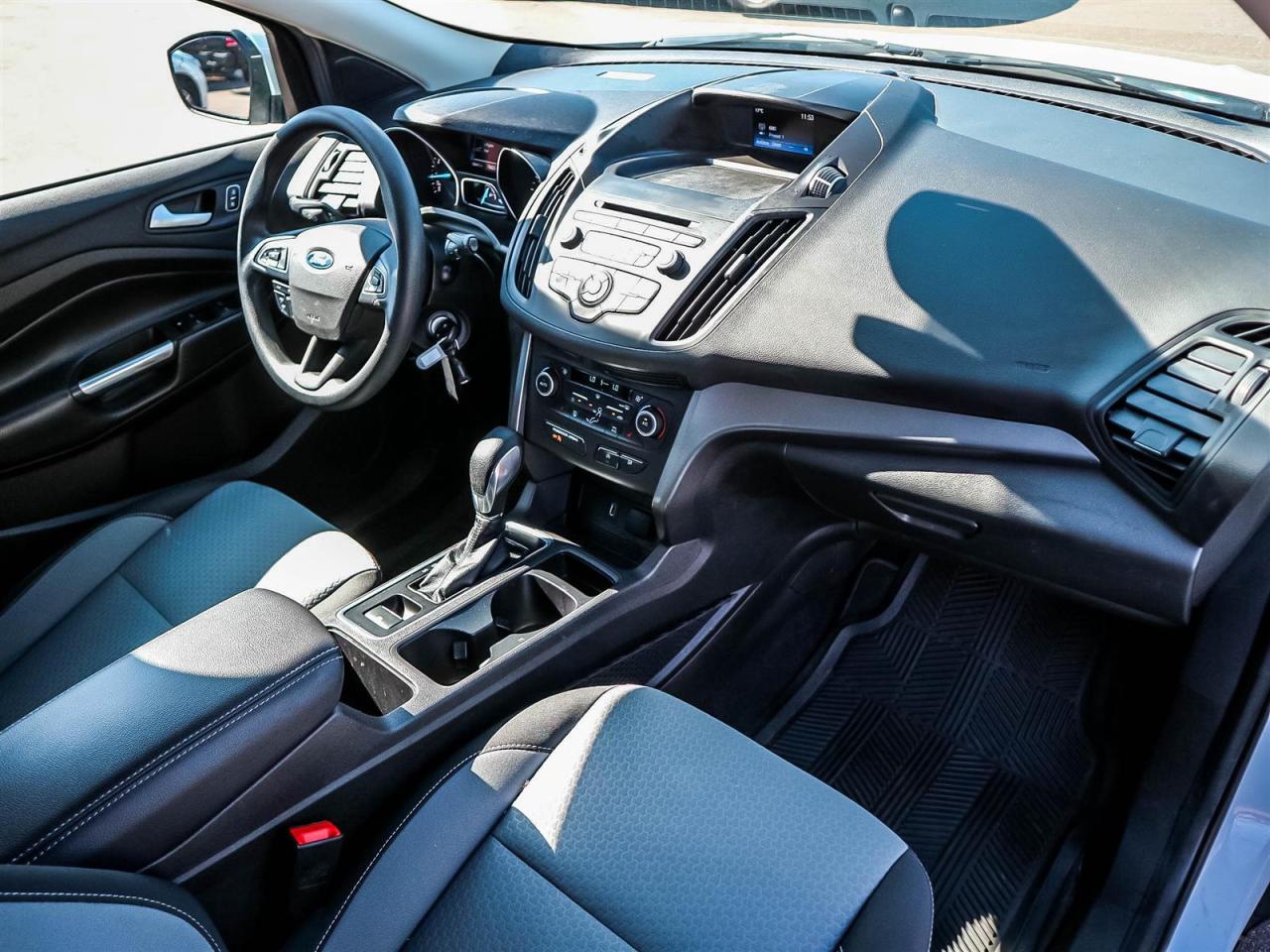 2018 Ford Escape SE,AWD,REAR CAM,BLUETOOTH,ALLOYS,H SEATS,NO ACCIDENT Photo