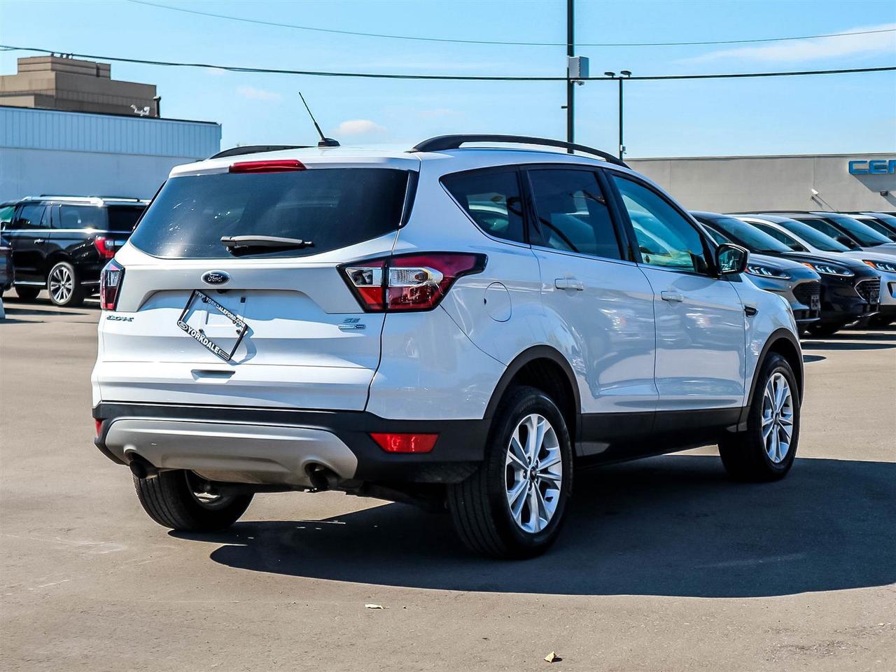 2018 Ford Escape SE,AWD,REAR CAM,BLUETOOTH,ALLOYS,H SEATS,NO ACCIDENT Photo4