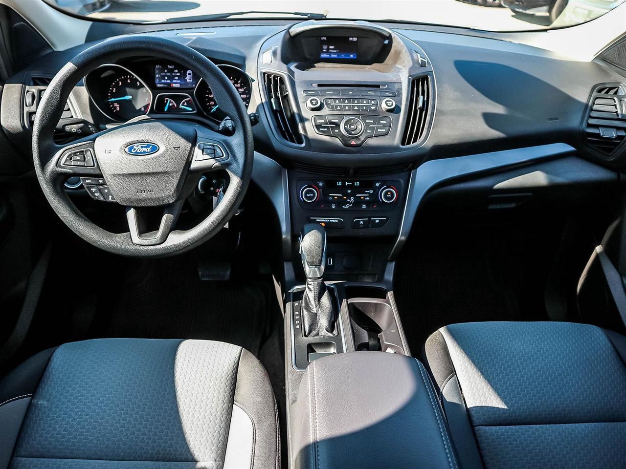 2018 Ford Escape SE,AWD,REAR CAM,BLUETOOTH,ALLOYS,H SEATS,NO ACCIDENT Photo