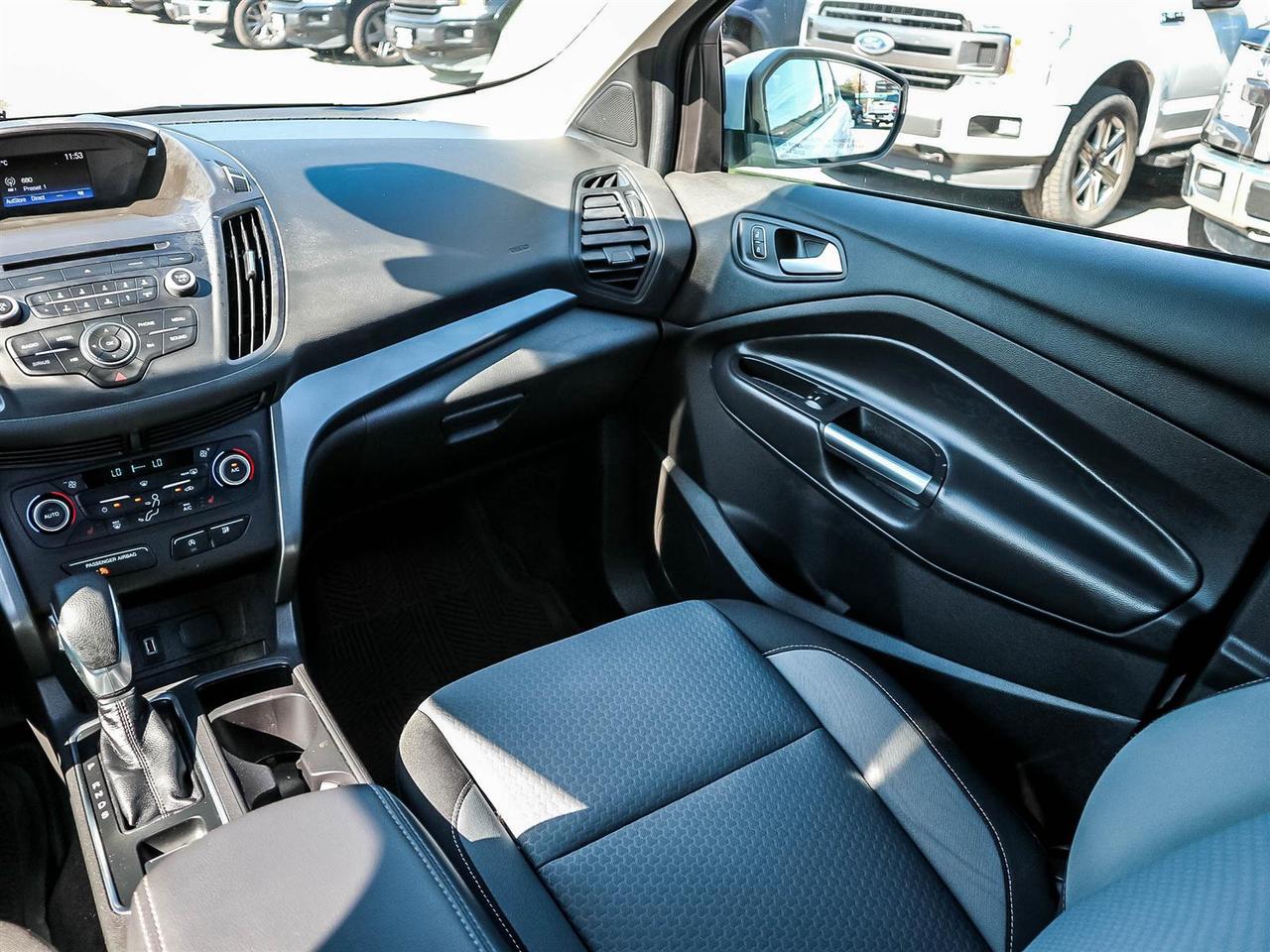 2018 Ford Escape SE,AWD,REAR CAM,BLUETOOTH,ALLOYS,H SEATS,NO ACCIDENT Photo