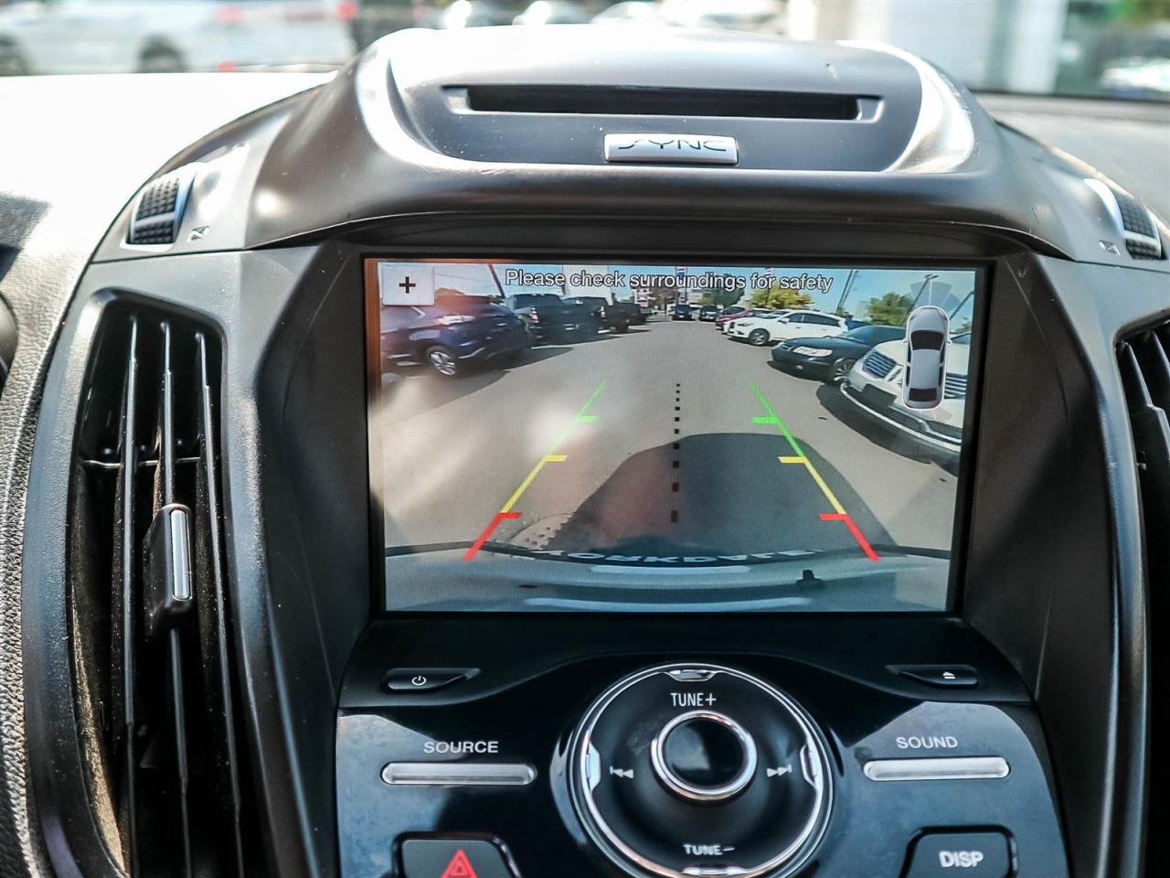 2017 Ford Escape TITANIUM AWD,NAVI,LEATHER,PANO ROOF,ALLOYS,ONE OWNER Photo