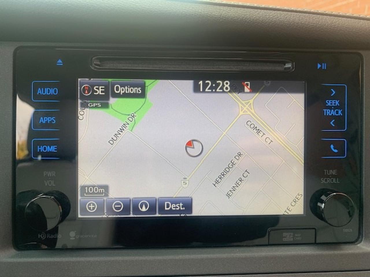 2015 Toyota Sienna XLE AWD Photo