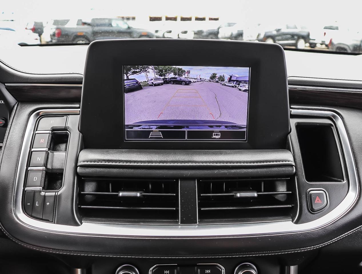 2023 Chevrolet Suburban LS Photo