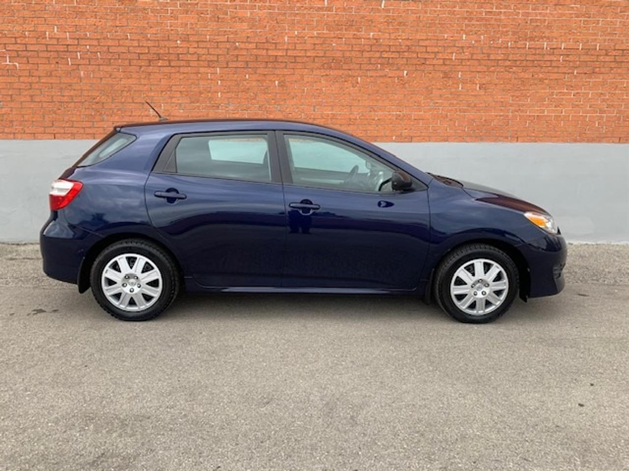 2014 Toyota Matrix  Photo4