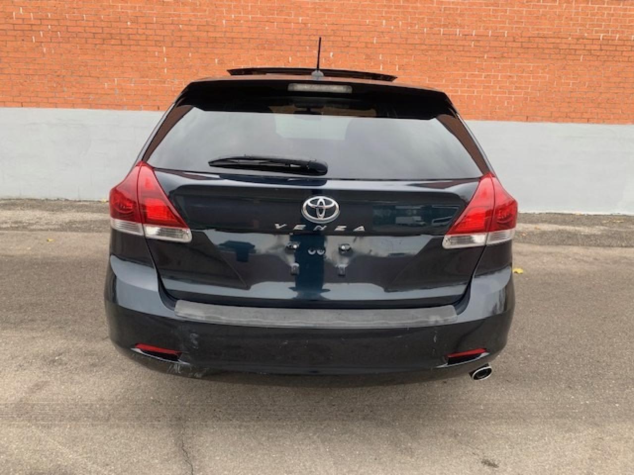 2013 Toyota Venza  Photo