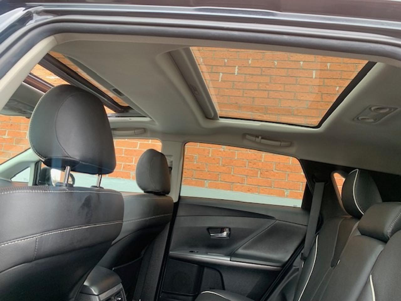 2013 Toyota Venza  Photo