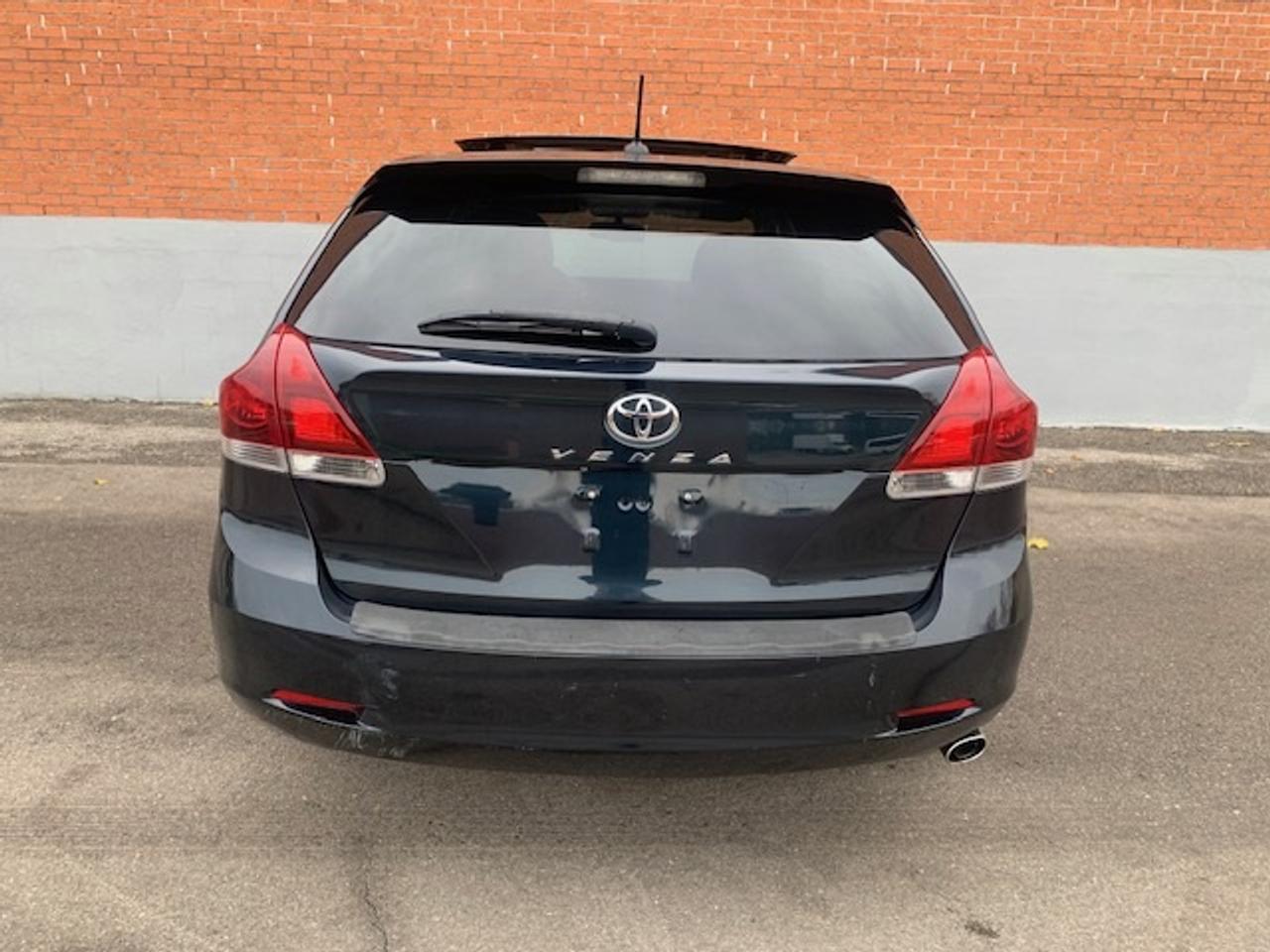 2013 Toyota Venza  Photo