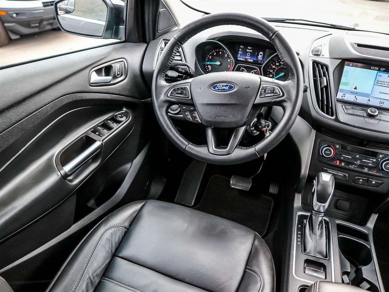 2018 Ford Escape SEL,AWD,NAV,LEATHER,PANO ROOF,NO ACCIDENT Photo