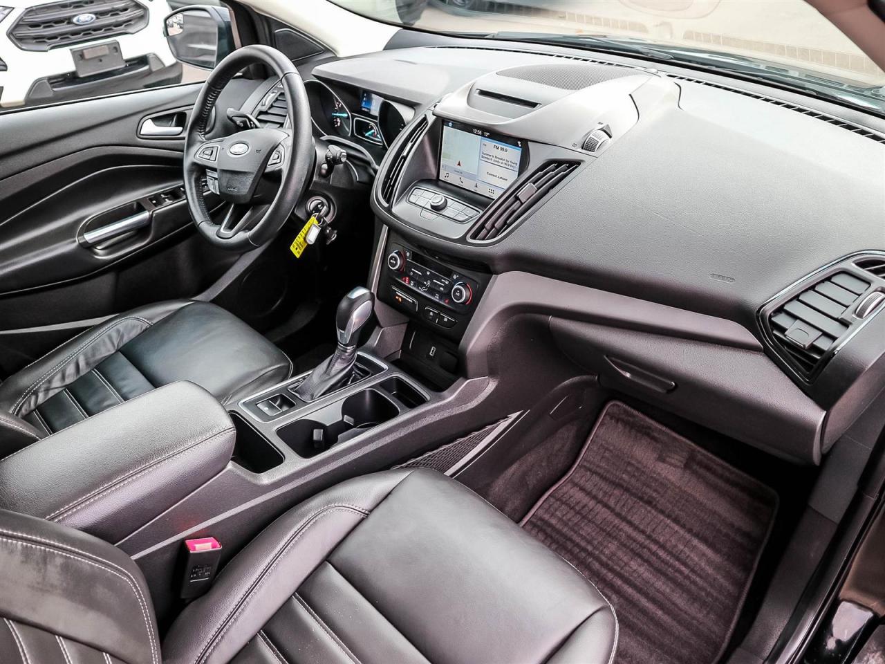 2018 Ford Escape SEL,AWD,NAV,LEATHER,PANO ROOF,NO ACCIDENT Photo