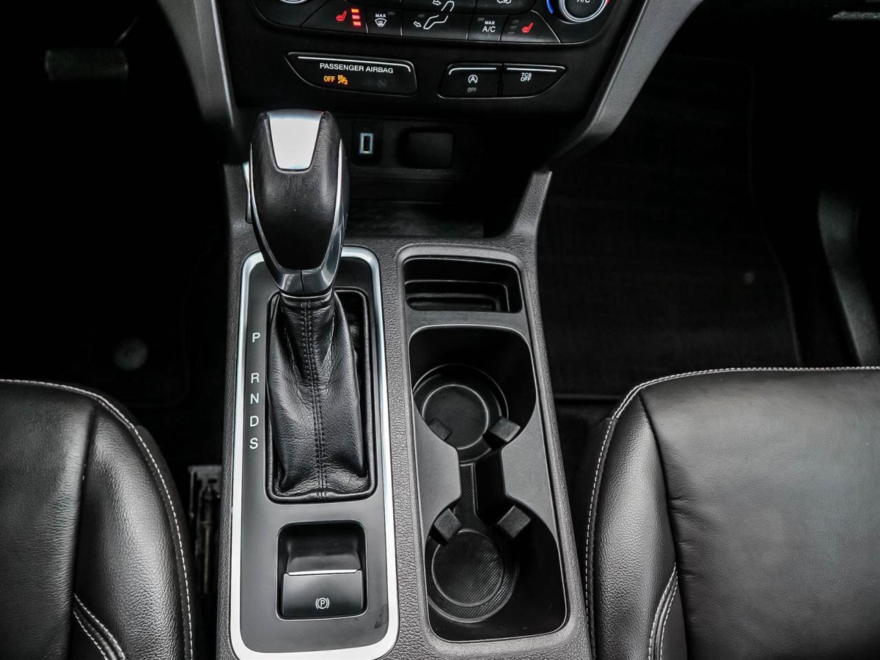 2018 Ford Escape SEL,AWD,NAV,LEATHER,PANO ROOF,NO ACCIDENT Photo