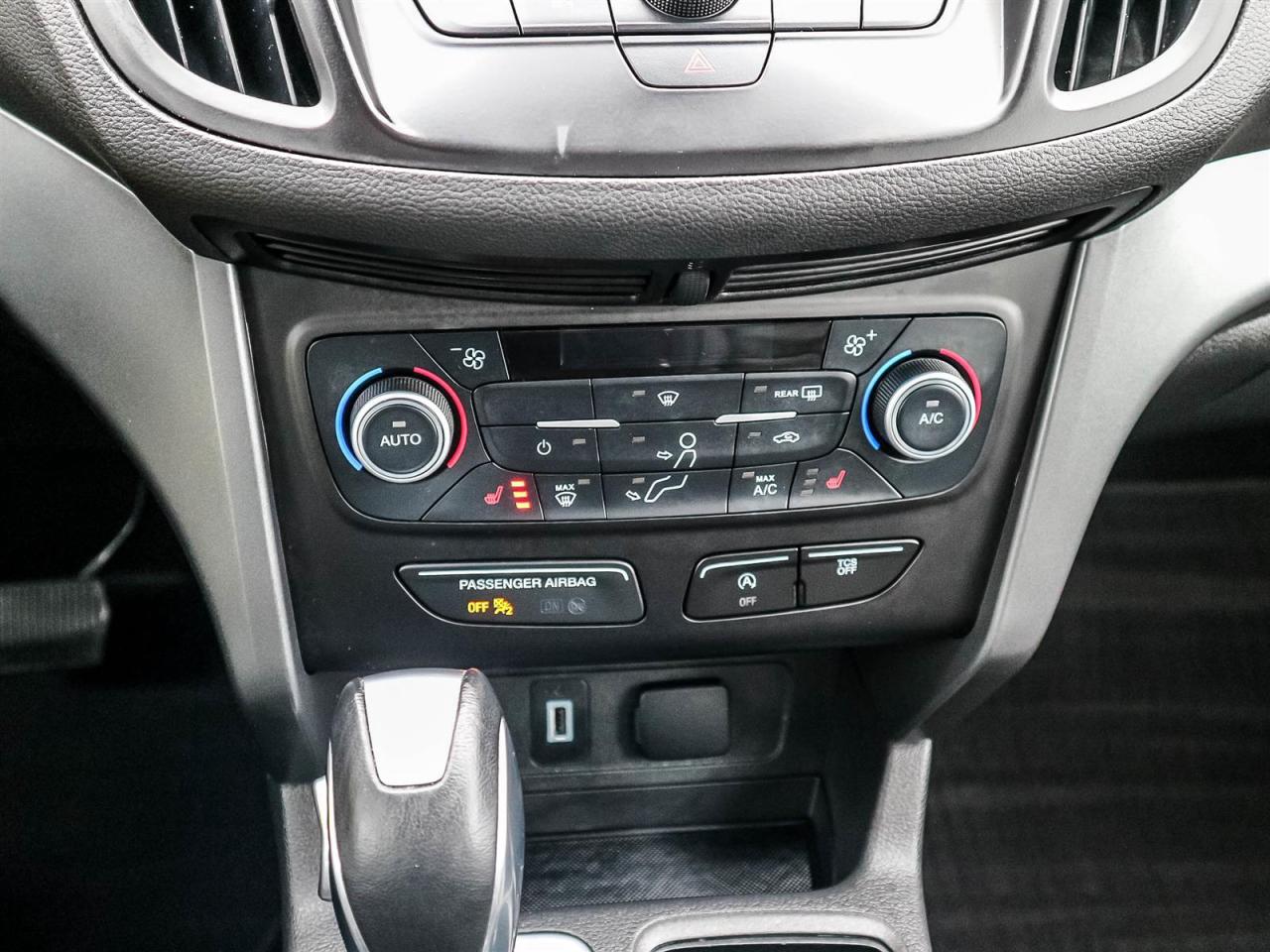 2018 Ford Escape SEL,AWD,NAV,LEATHER,PANO ROOF,NO ACCIDENT Photo