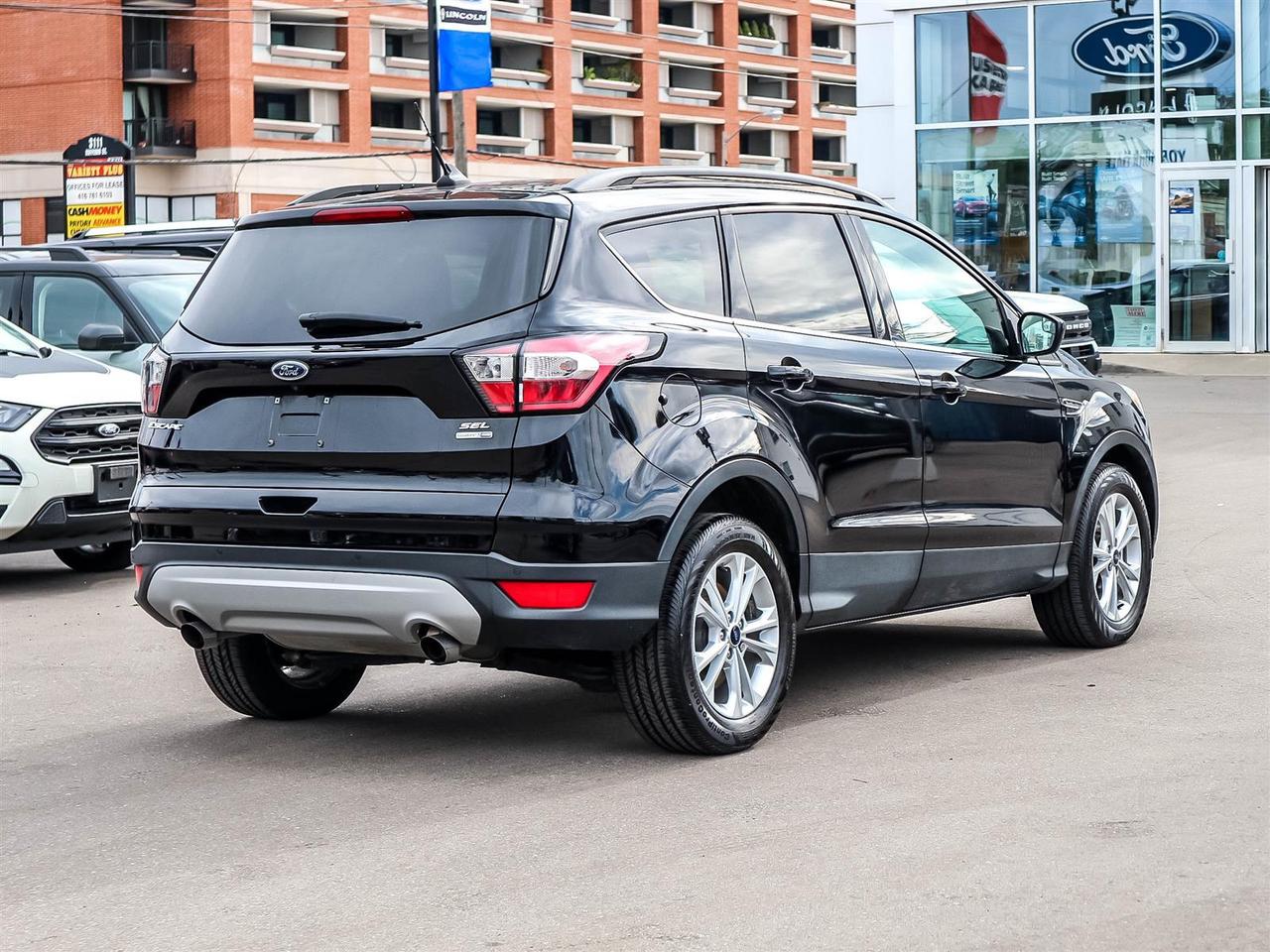 2018 Ford Escape SEL,AWD,NAV,LEATHER,PANO ROOF,NO ACCIDENT Photo4
