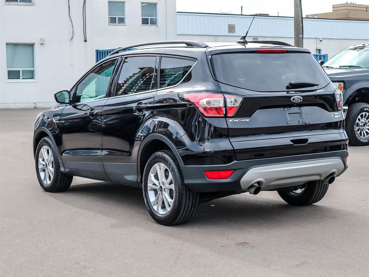 2018 Ford Escape SEL,AWD,NAV,LEATHER,PANO ROOF,NO ACCIDENT Photo