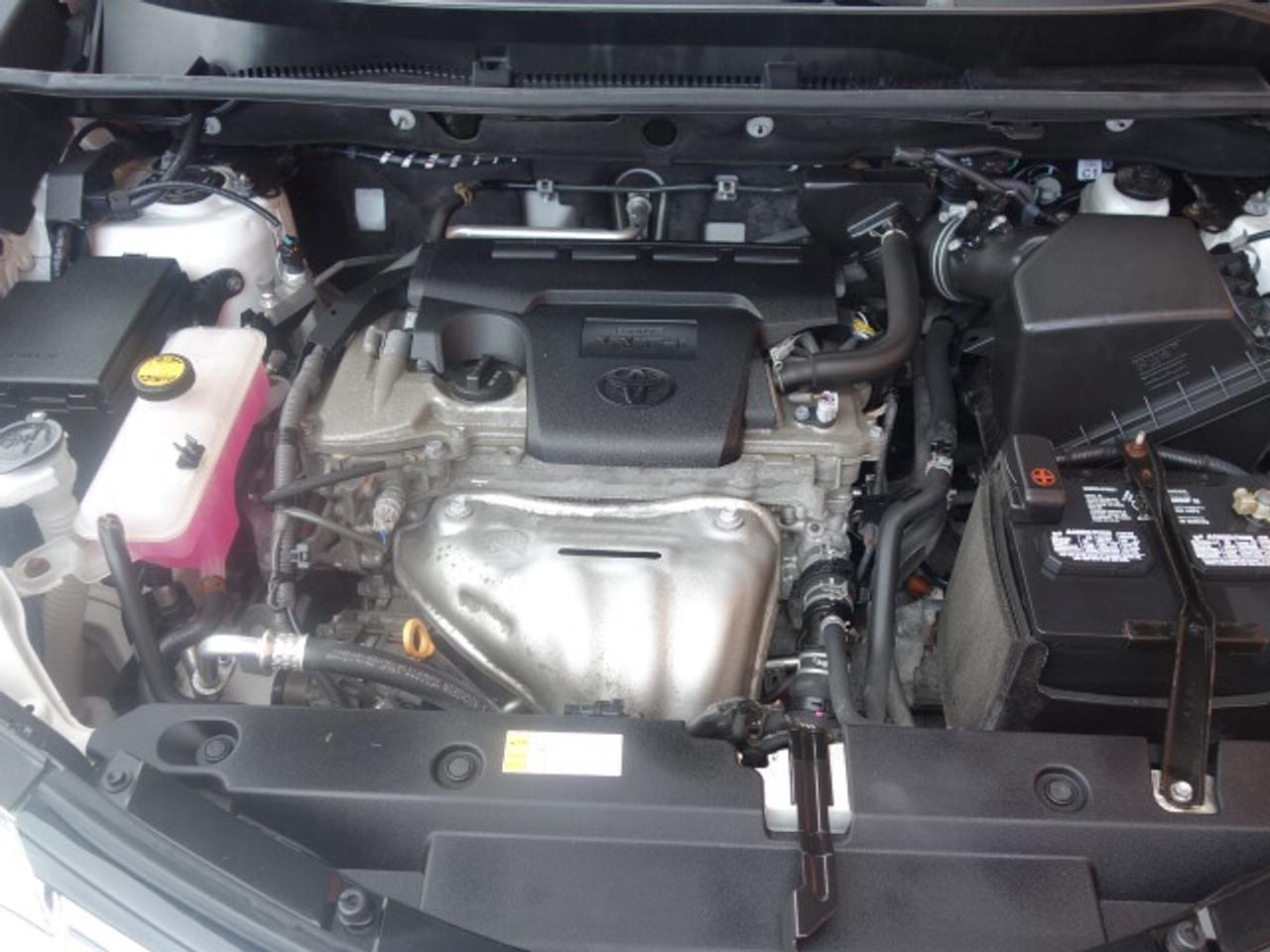 2018 Toyota RAV4 LE AWD Photo