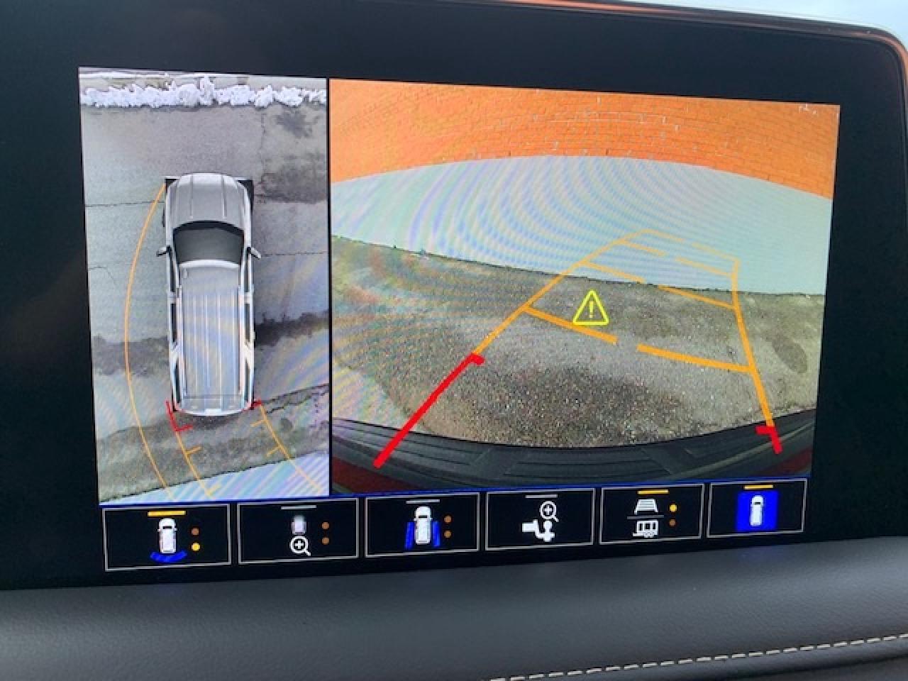 2022 GMC Yukon SLT 4X4 Photo