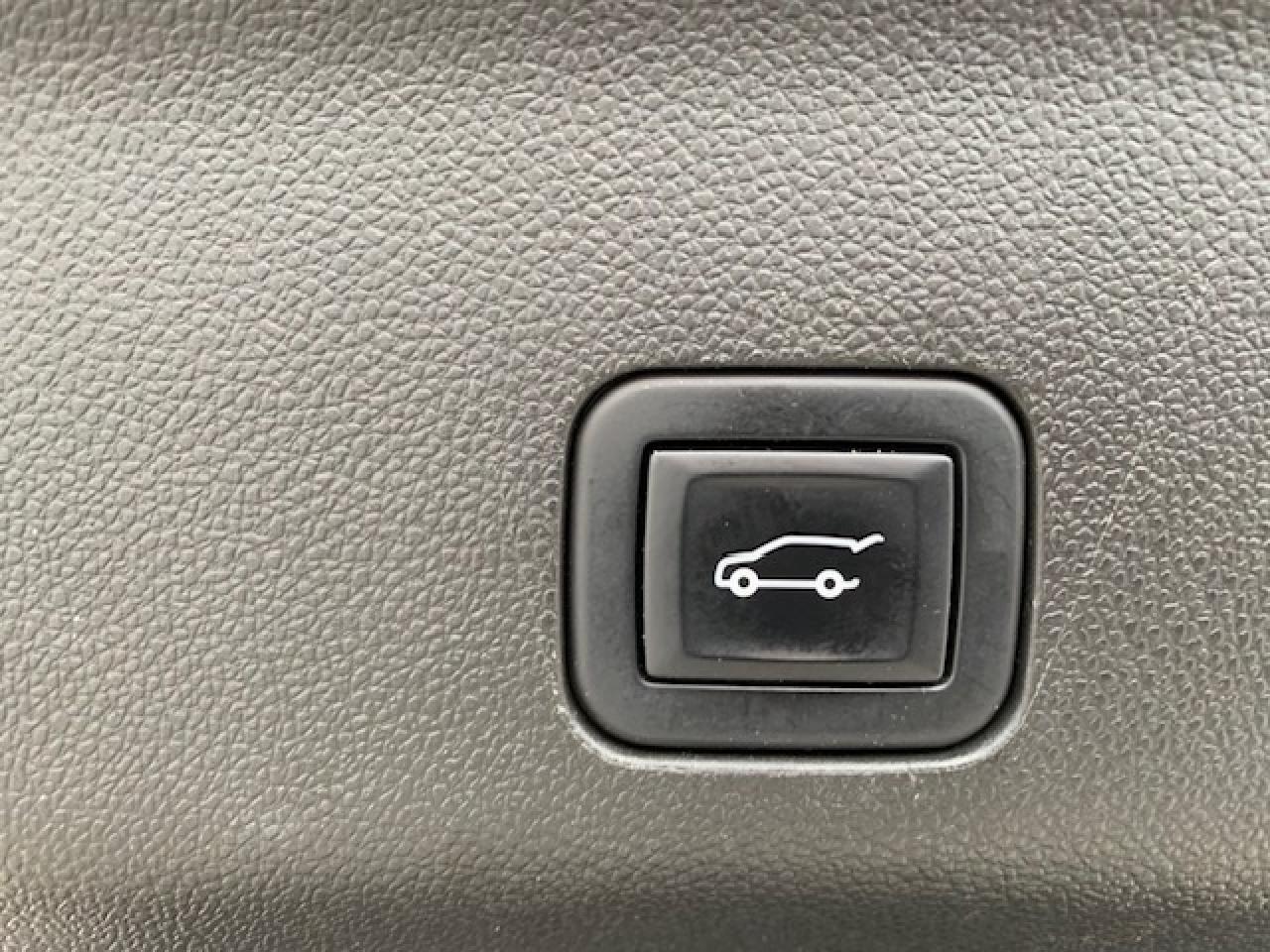 2022 GMC Yukon SLT 4X4 Photo