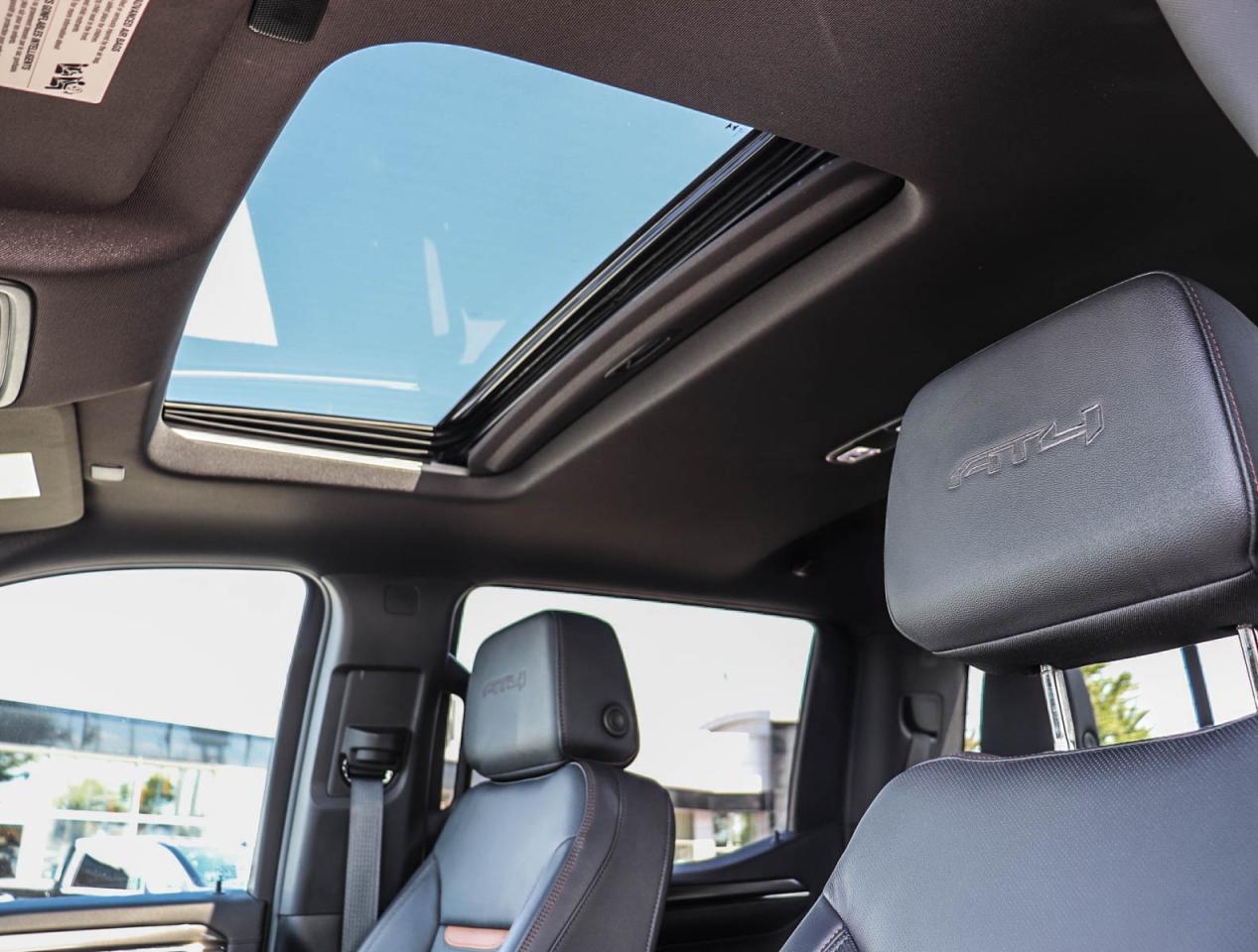 2025 GMC Sierra 1500 AT4 Photo