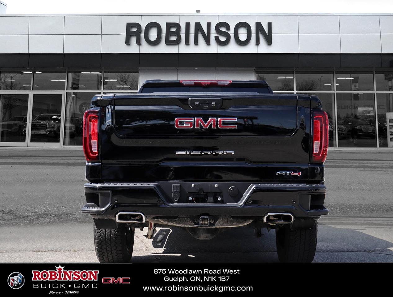 2025 GMC Sierra 1500 AT4 Photo3