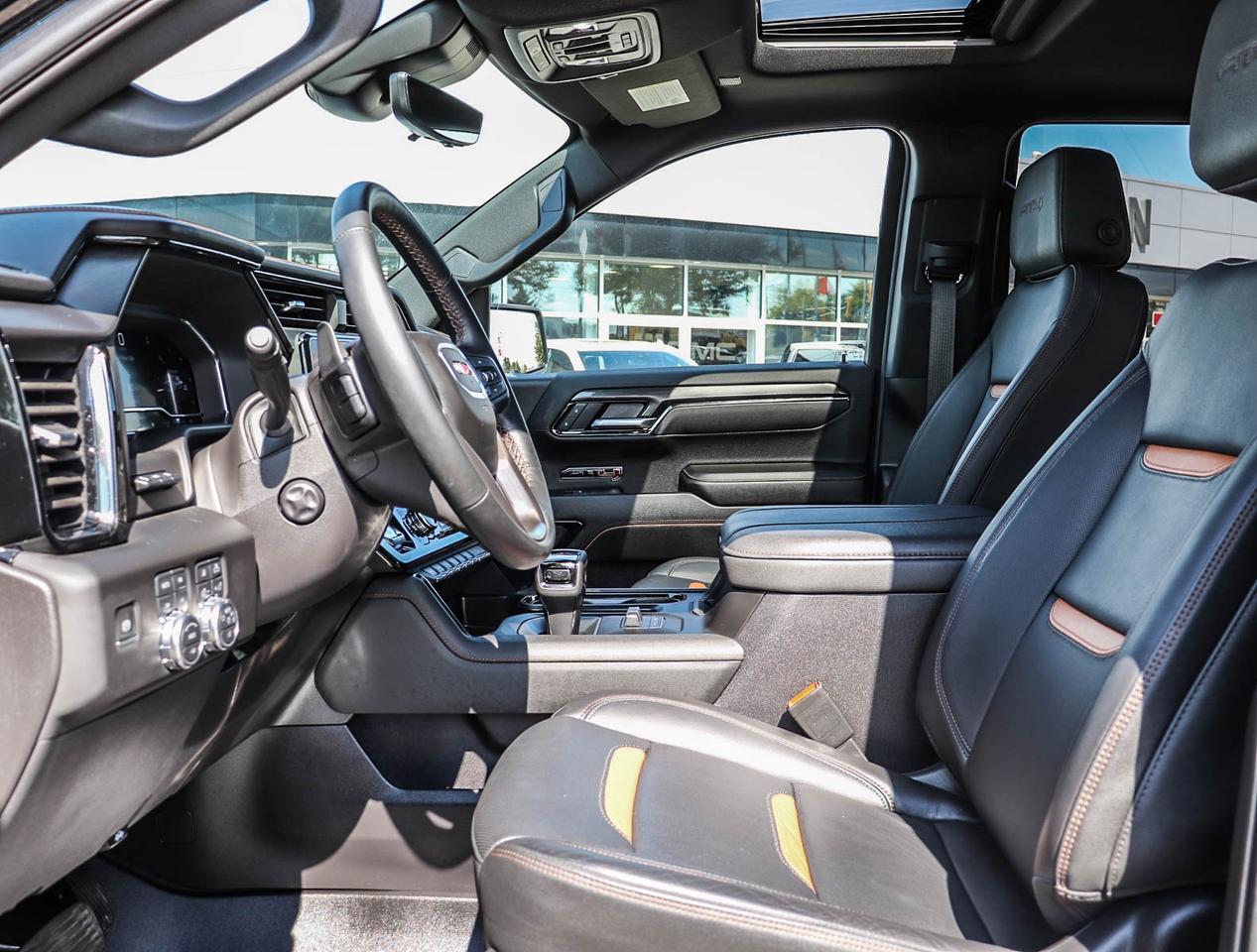 2025 GMC Sierra 1500 AT4 Photo