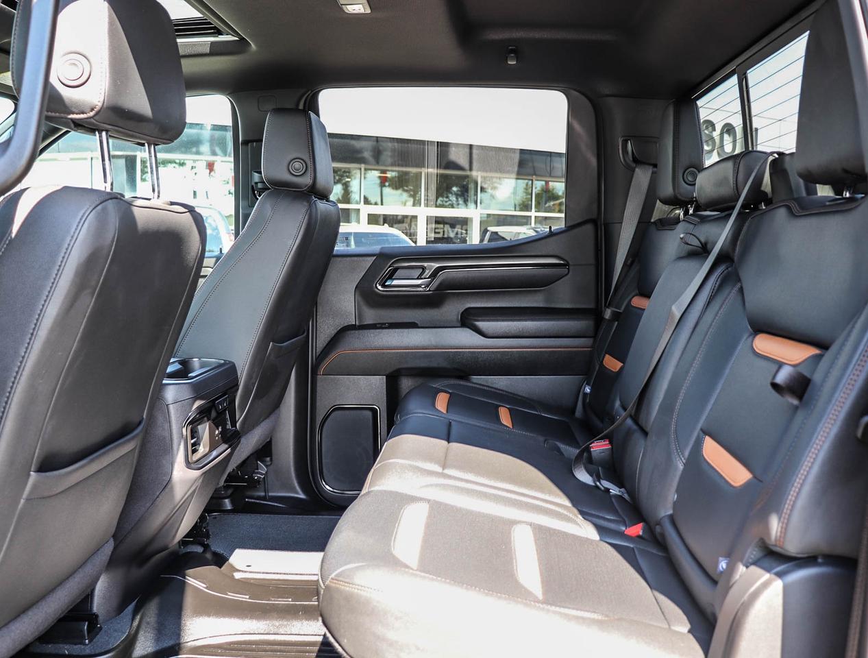 2025 GMC Sierra 1500 AT4 Photo