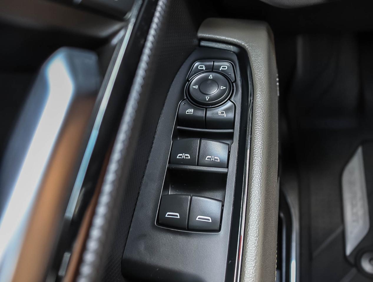 2024 Chevrolet Silverado 1500 ZR2 Photo