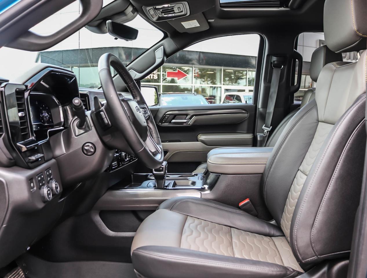 2024 Chevrolet Silverado 1500 ZR2 Photo