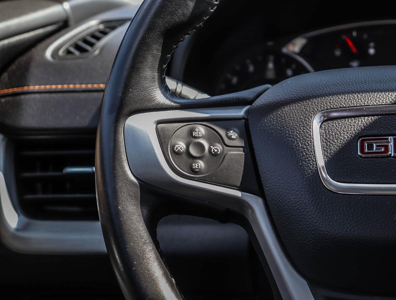 2021 GMC Terrain SLE Photo