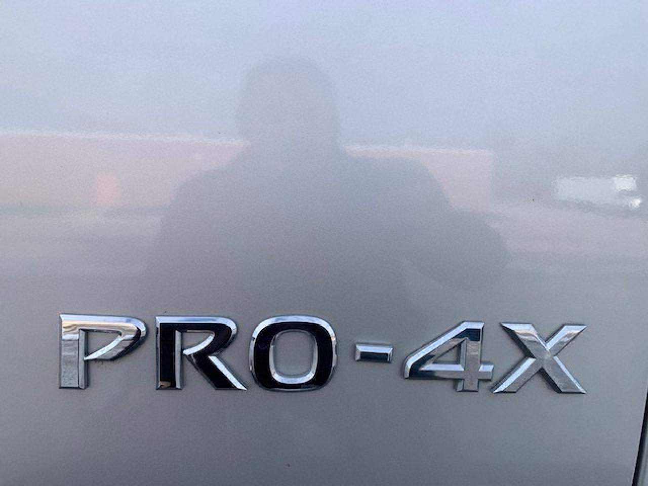 2018 Nissan Frontier PRO-4X 4x4 Photo