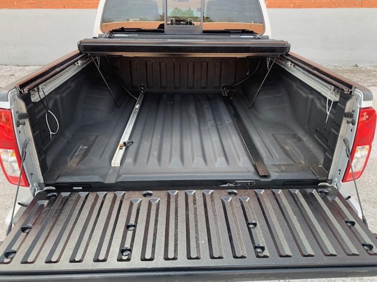 2018 Nissan Frontier PRO-4X 4x4 Photo