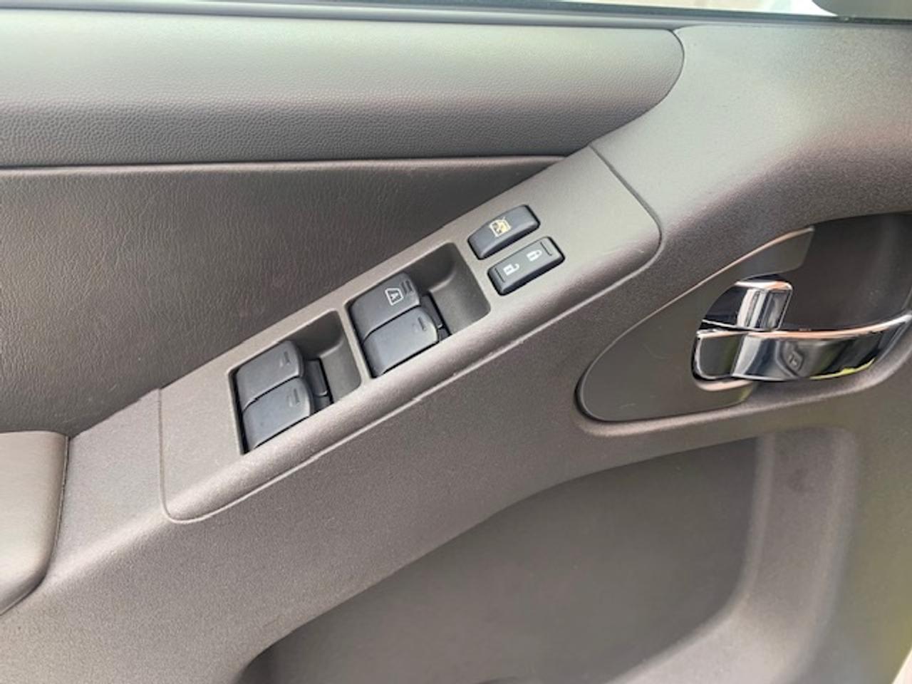 2018 Nissan Frontier PRO-4X 4x4 Photo