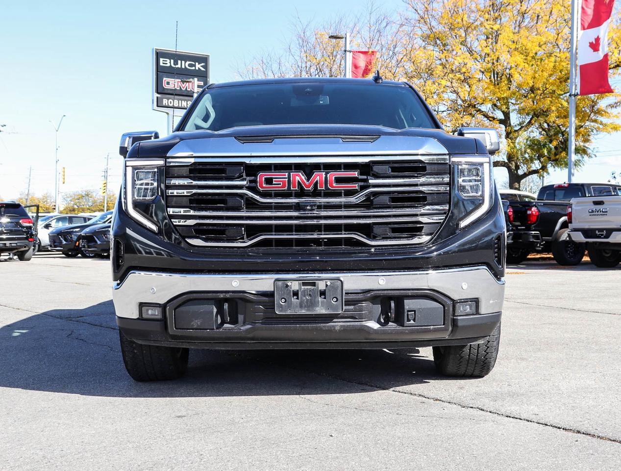 2024 GMC Sierra 1500 SLT Photo5