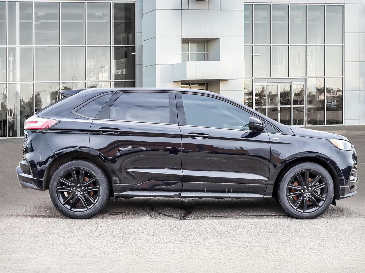 2021 Ford Edge ST Line Photo2