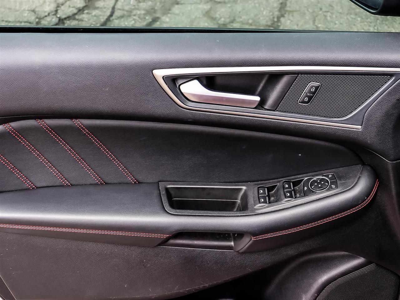 2021 Ford Edge ST Line Photo