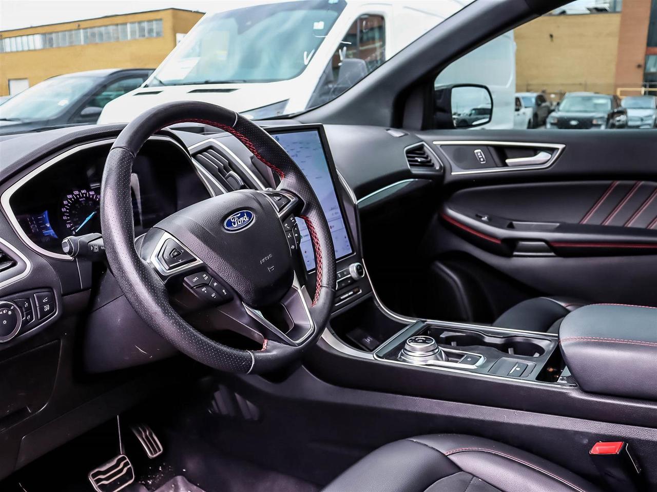 2021 Ford Edge ST Line Photo
