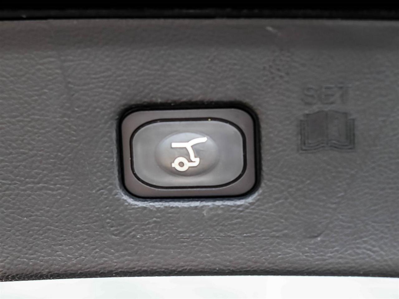 2021 Ford Edge ST Line Photo