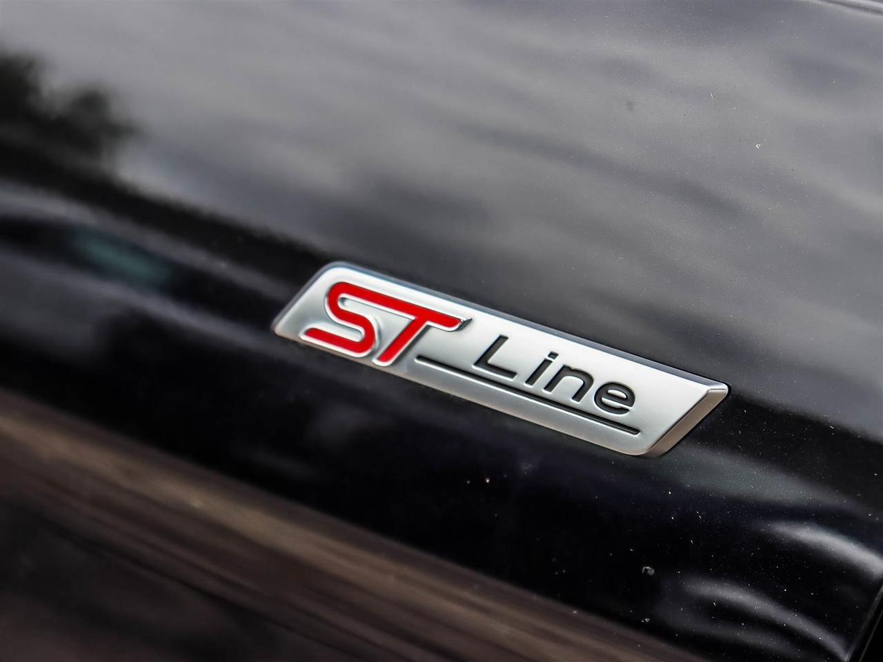 2021 Ford Edge ST Line Photo