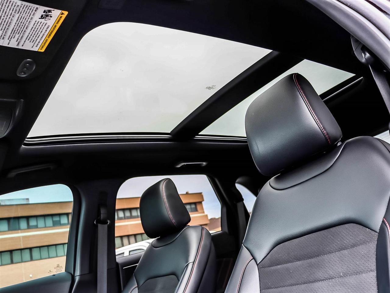 2021 Ford Edge ST Line Photo