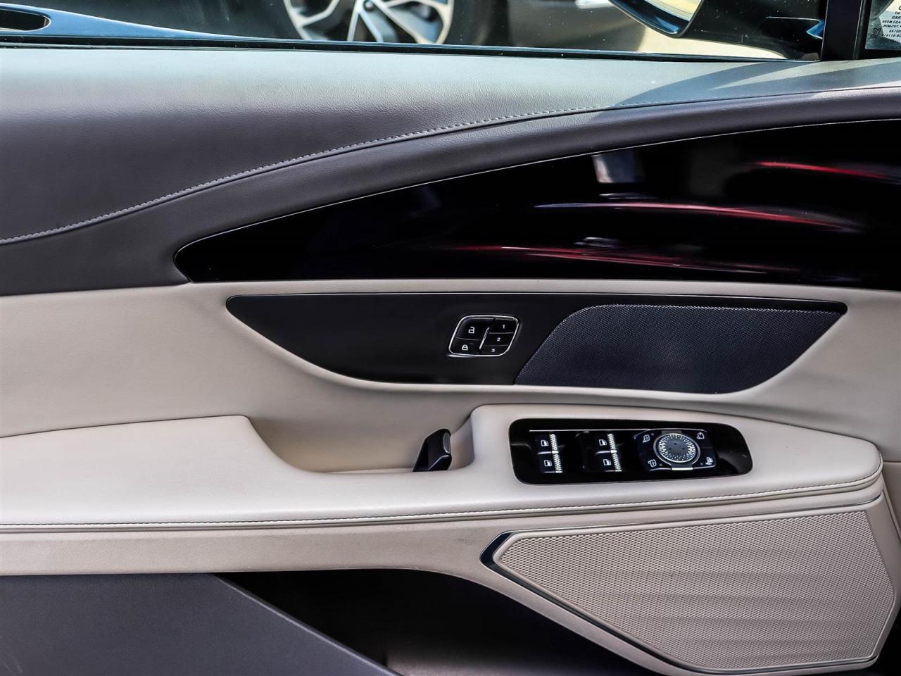 2024 Lincoln Nautilus RESERVE Photo