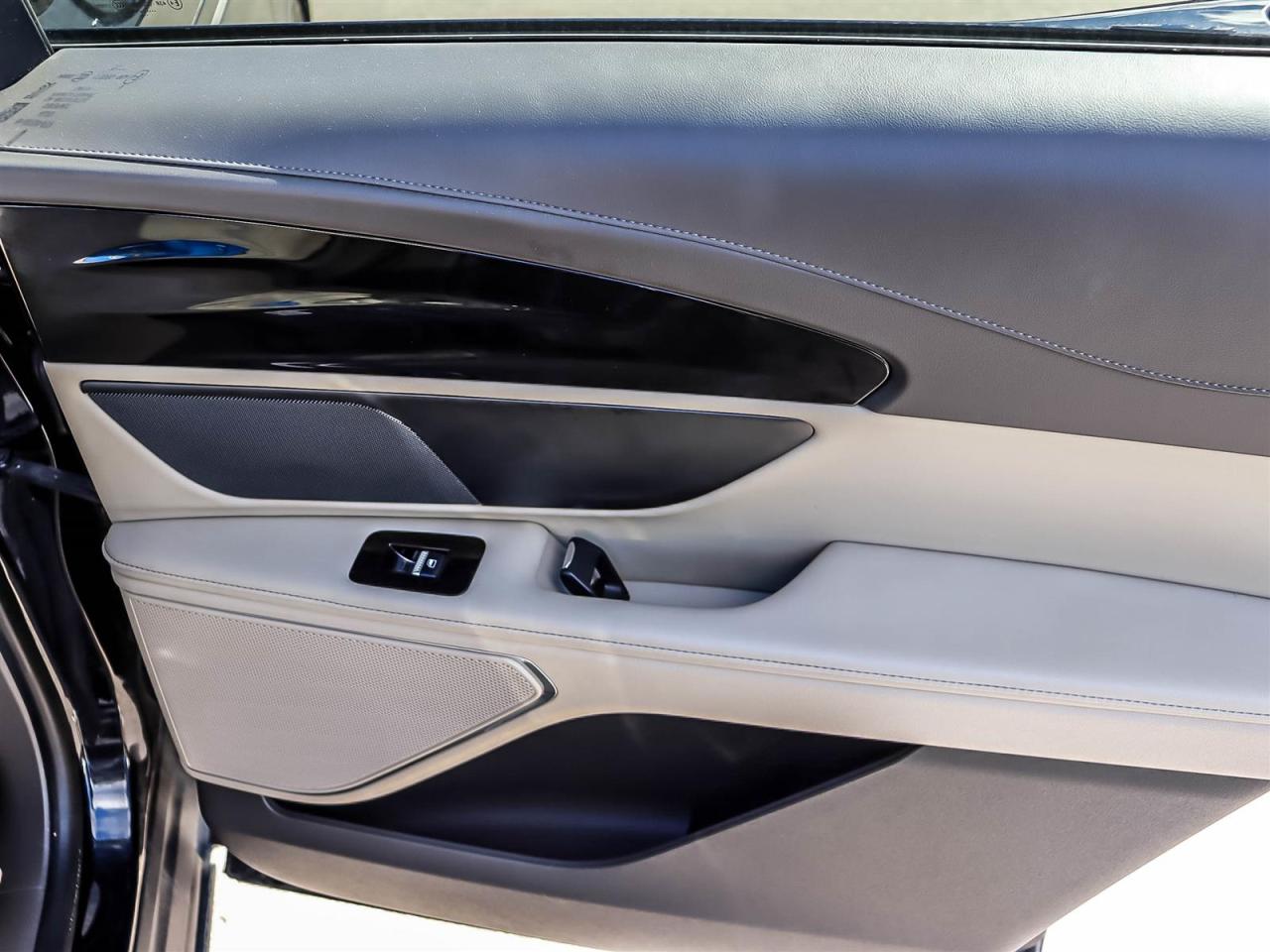 2024 Lincoln Nautilus RESERVE Photo