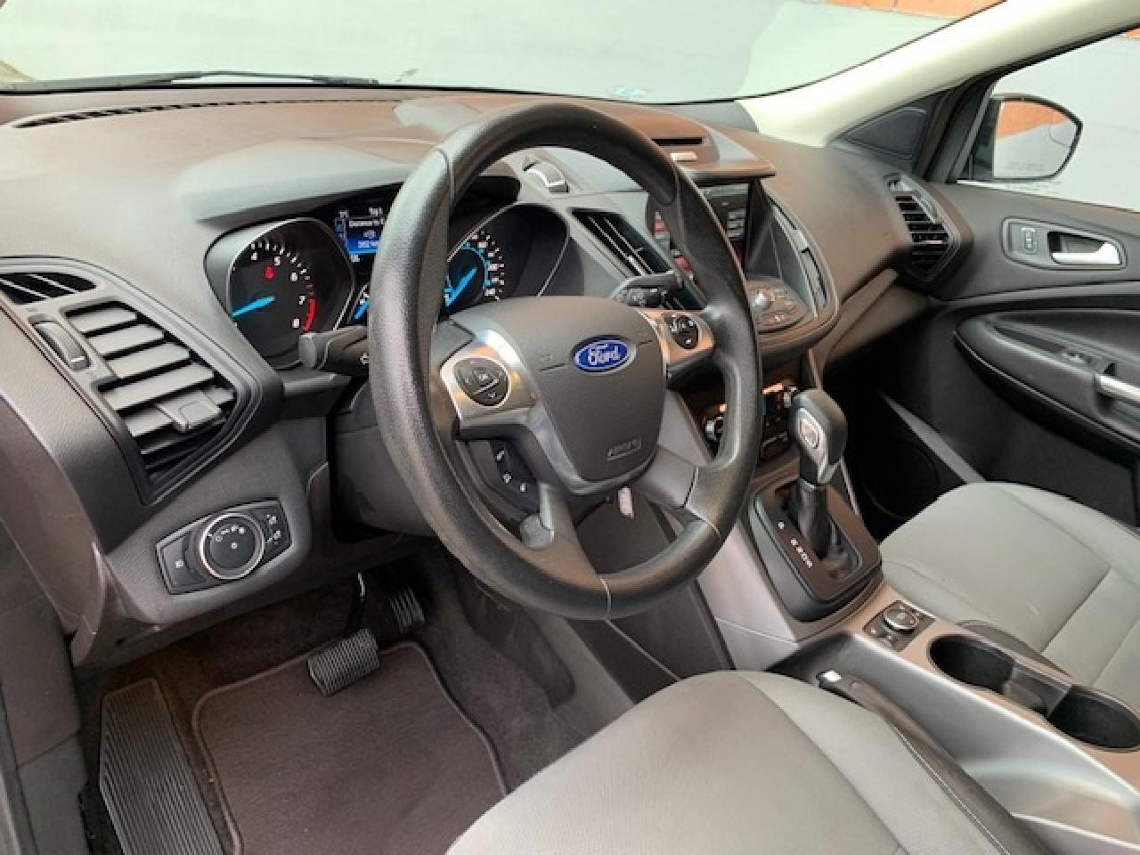 2015 Ford Escape SE Photo
