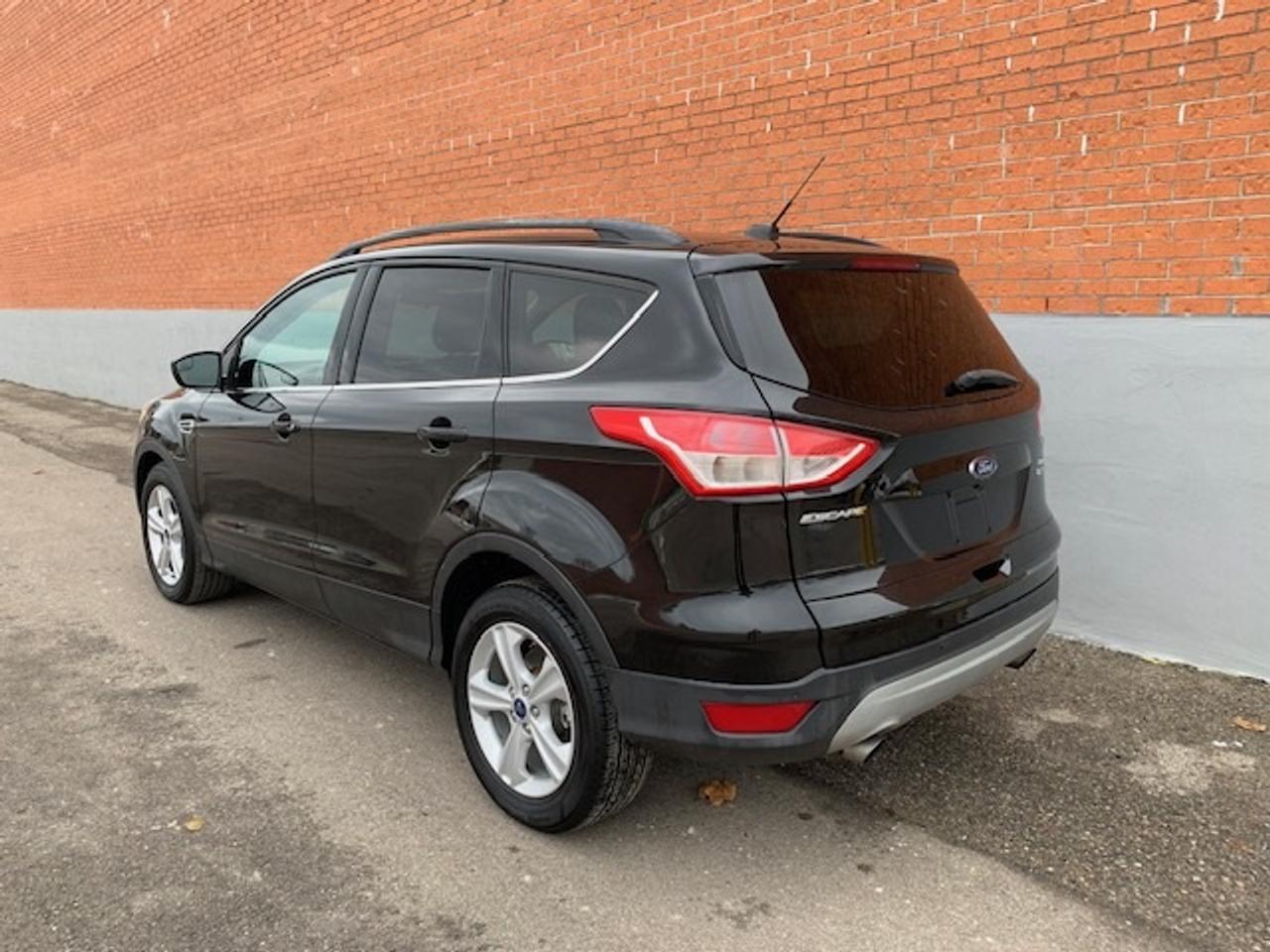 2015 Ford Escape SE Photo