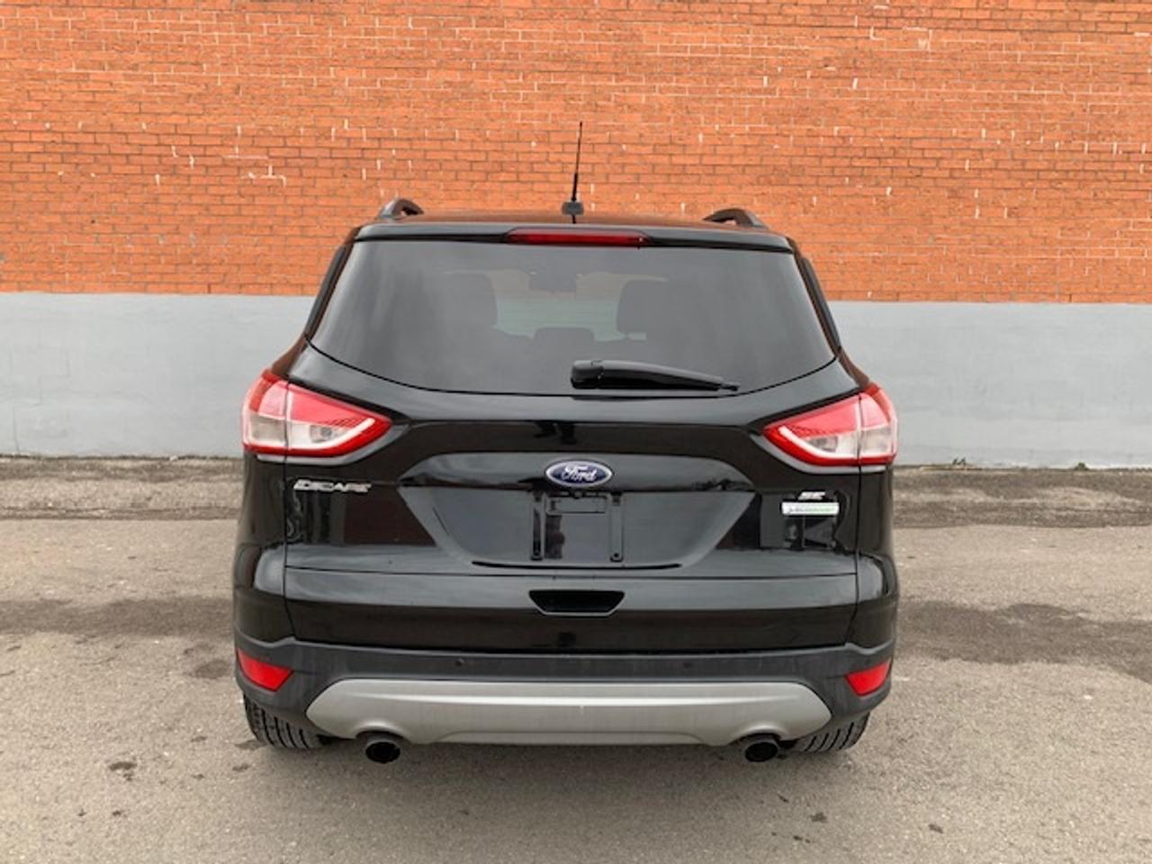 2015 Ford Escape SE Photo