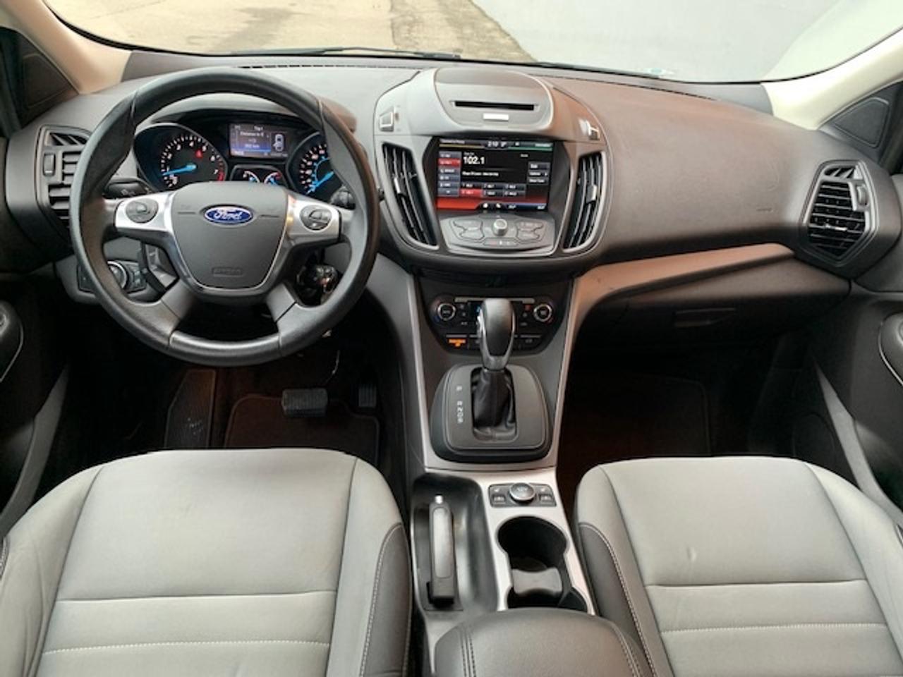 2015 Ford Escape SE Photo