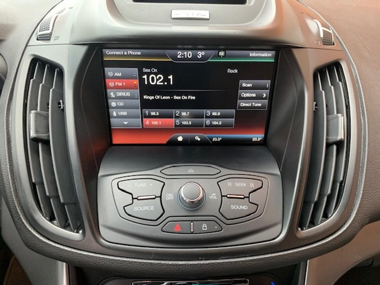 2015 Ford Escape SE Photo