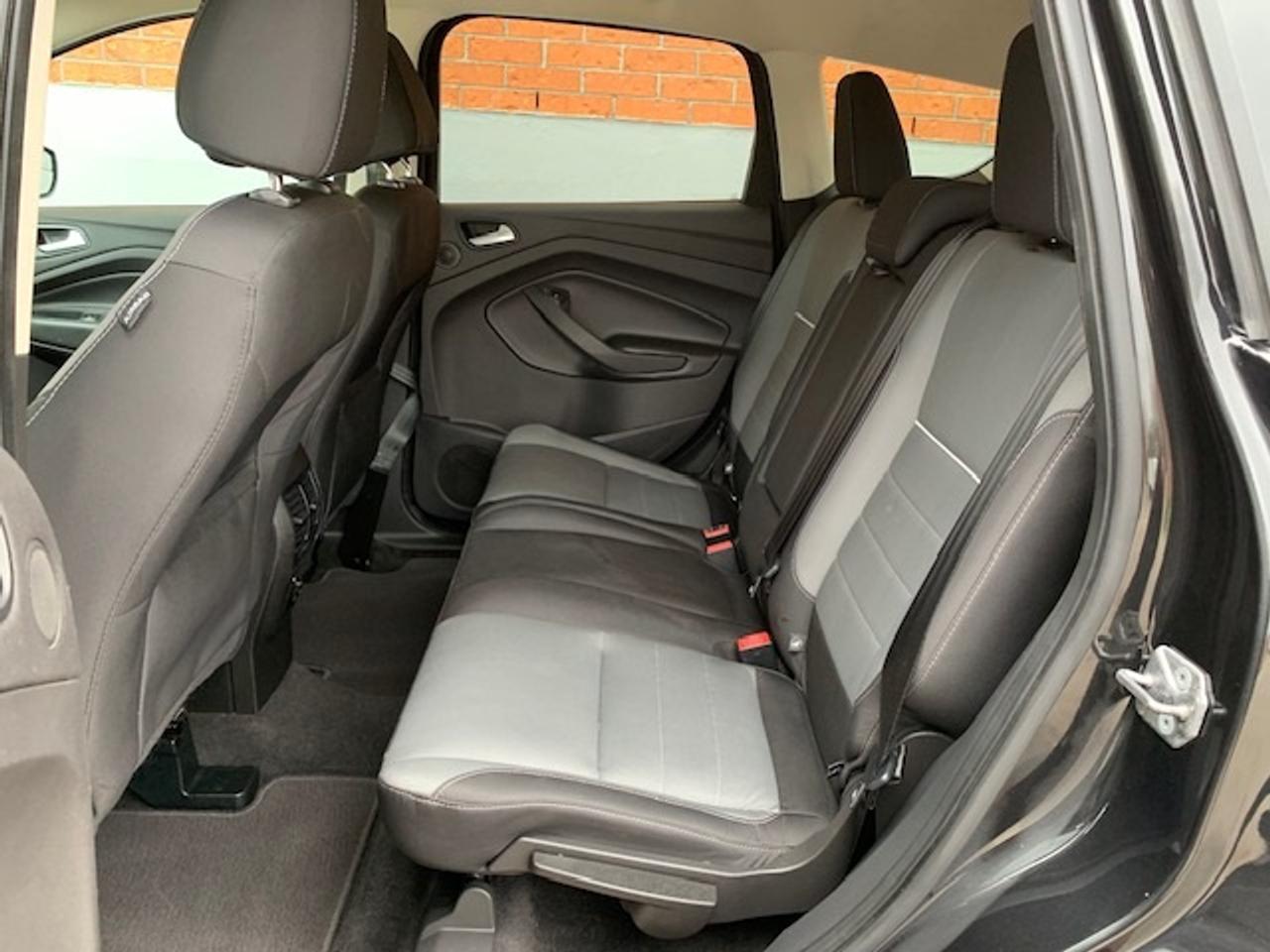 2015 Ford Escape SE Photo