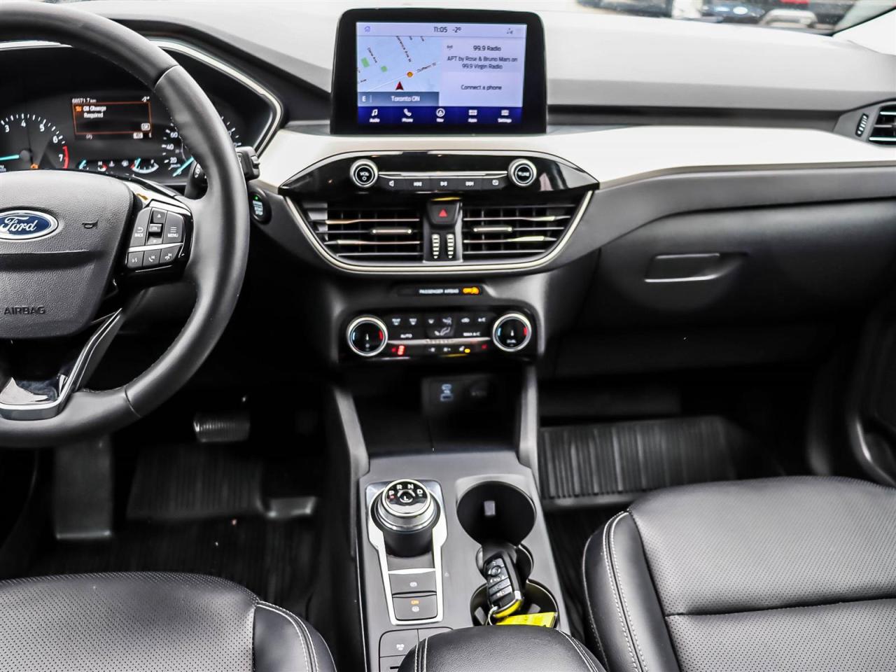 2022 Ford Escape SEL Photo