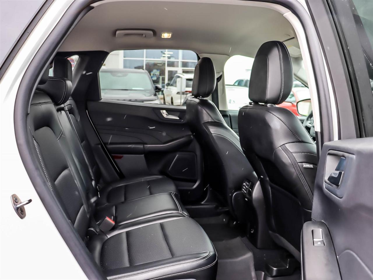 2022 Ford Escape SEL Photo